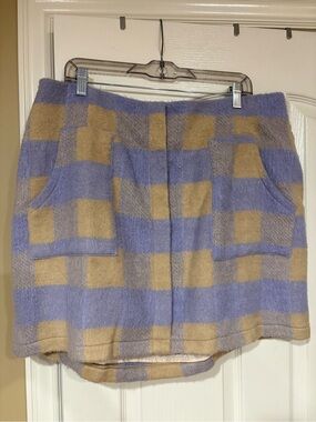 NWOT- SHEIN- Checked Lavender and Beige Mini Skirt with Front Pockets